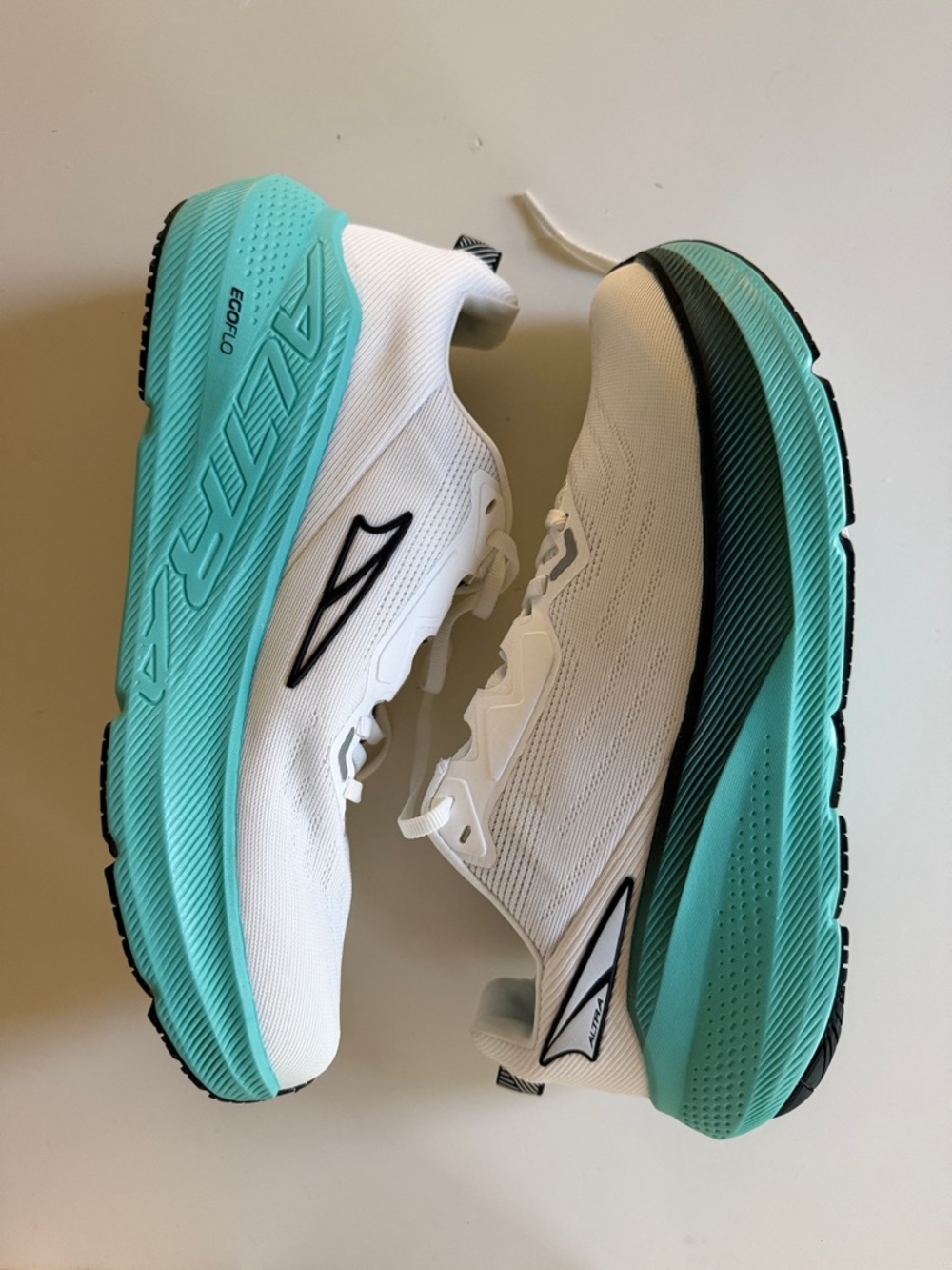 Altra FWD VIA Running Shoes size 9.5 women’s - Picture 2 of 4